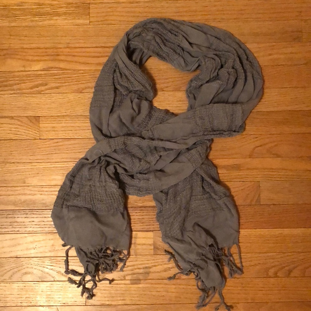 Gray Scarf  😎